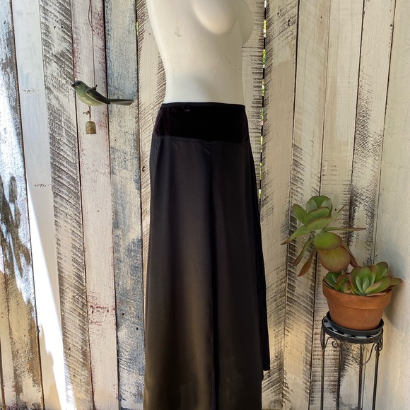 Rodney Clark Skirt - Picture 6 of 9